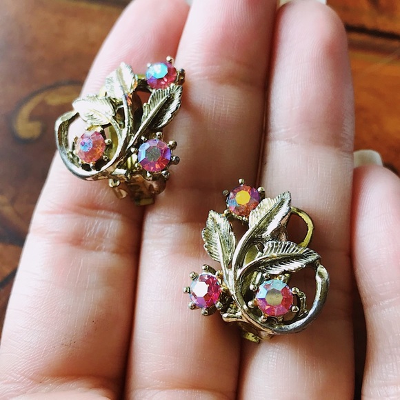 Vintage 50s Aurora Borealis Pink Earrings - Picture 7 of 8
